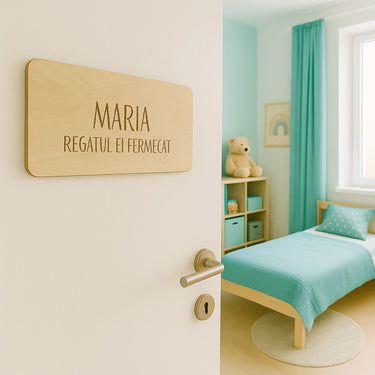 Placă de ușă cu nume și text - Fetiță
