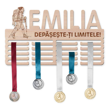 Suport medalii – Drumeție, femeie