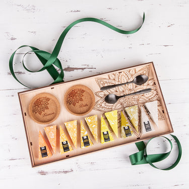 Set de ceai KLASIK în cutie de lemn cu motiv personalizat